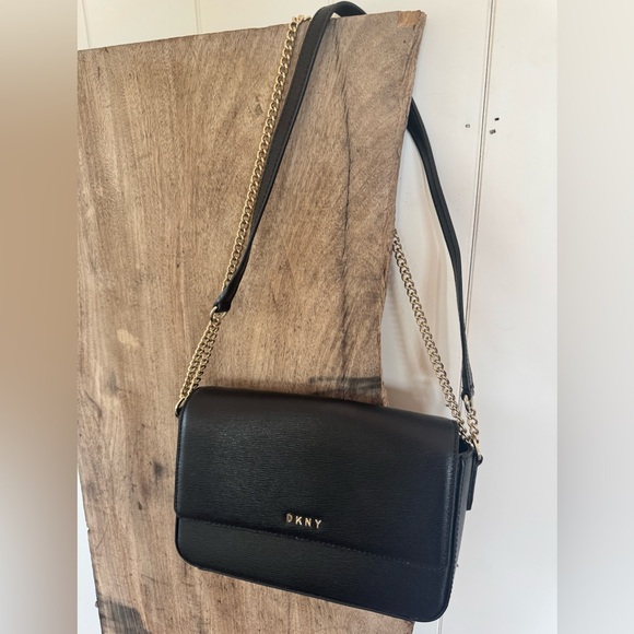 DKNY Black Leather Evening Shoulder Bag – Gold Chain Strap Convertible Clutch